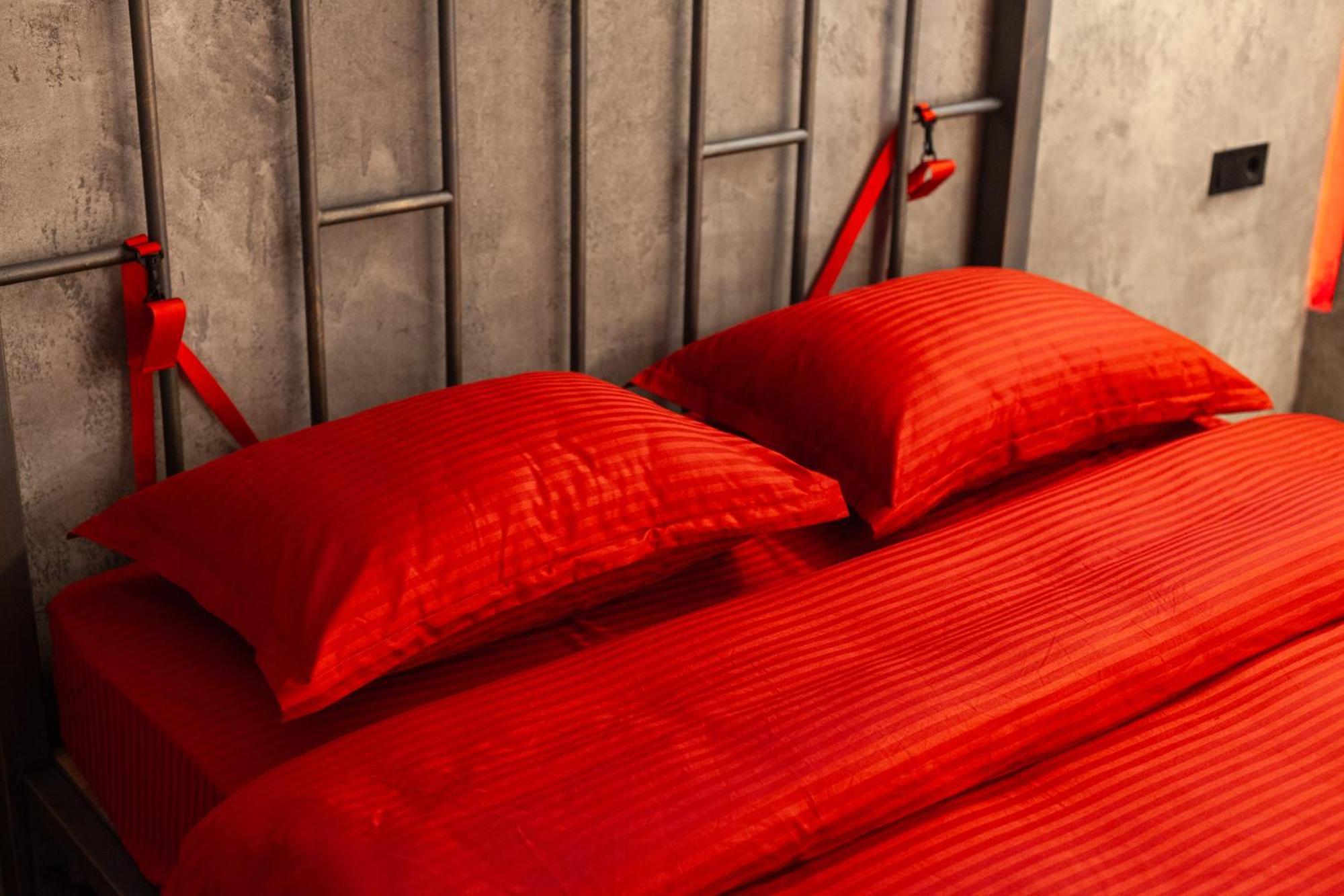 Royal Hot Jucuzzi Apartment Λβιβ Εξωτερικό φωτογραφία