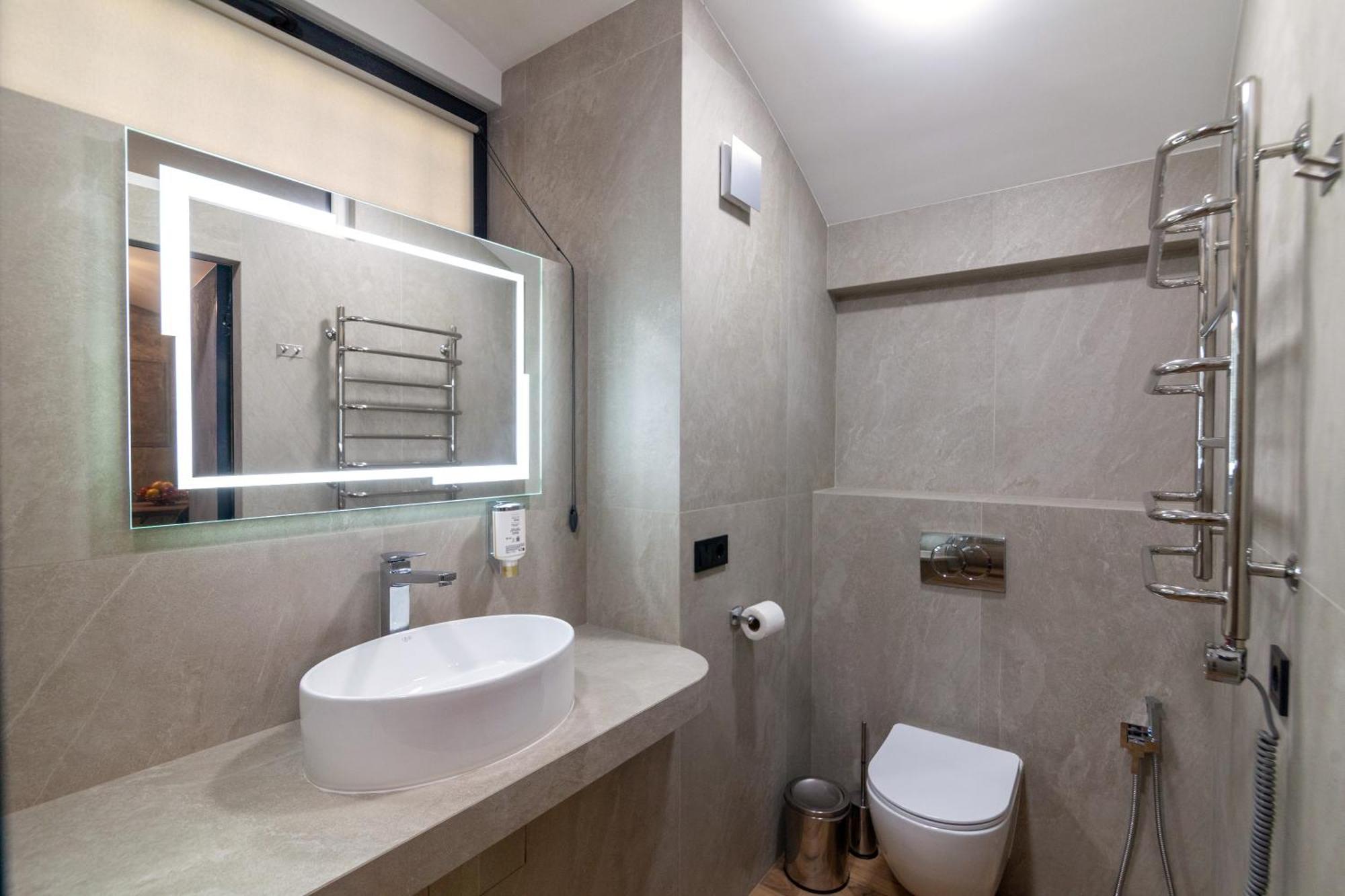 Royal Hot Jucuzzi Apartment Λβιβ Εξωτερικό φωτογραφία