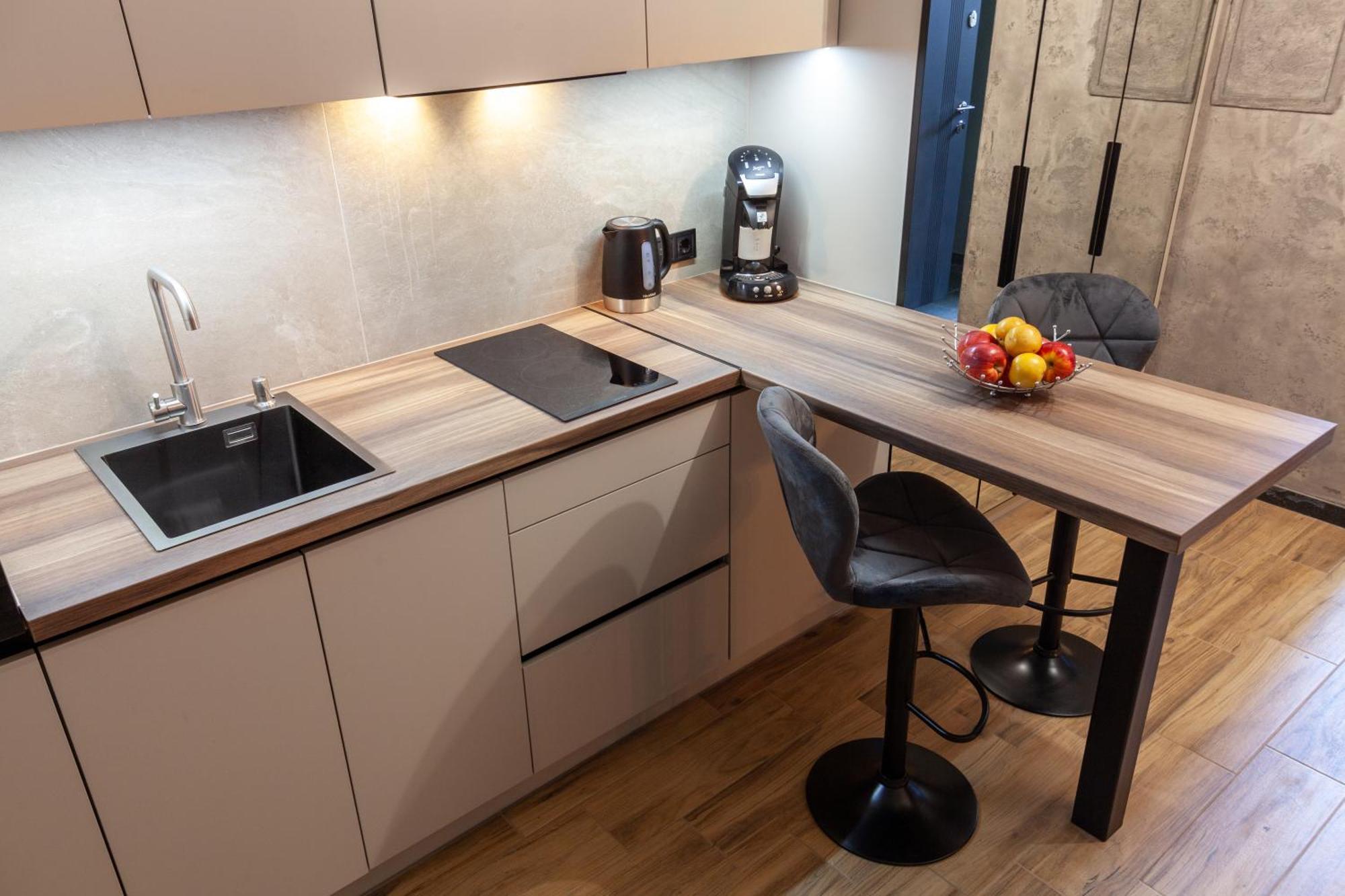 Royal Hot Jucuzzi Apartment Λβιβ Εξωτερικό φωτογραφία
